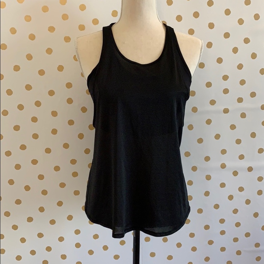 Lululemon tank with built in bra Razor back Size 8
